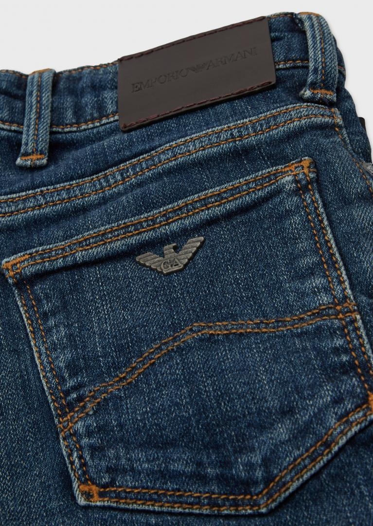 immagine 3 di Emporio Armani junior jeans in denim stone washed